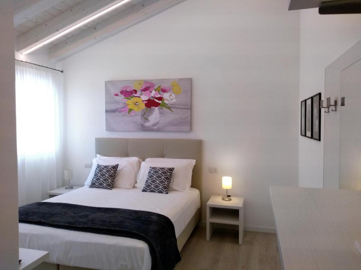 Le Mandragole B&B ロンカーデ エクステリア 写真